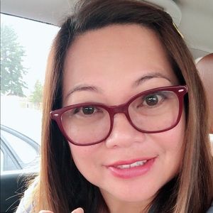 Meet your Posher, Lorena